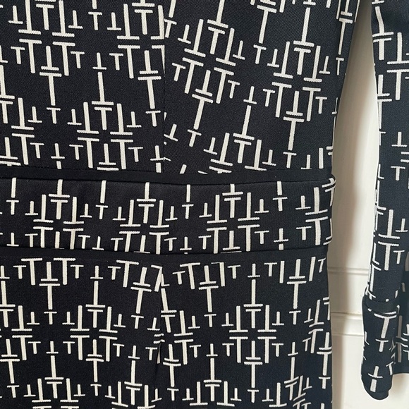 Tory Burch 100% Silk Geometric Shift Dress Small Professional Office Career Work - Picture 4 of 11